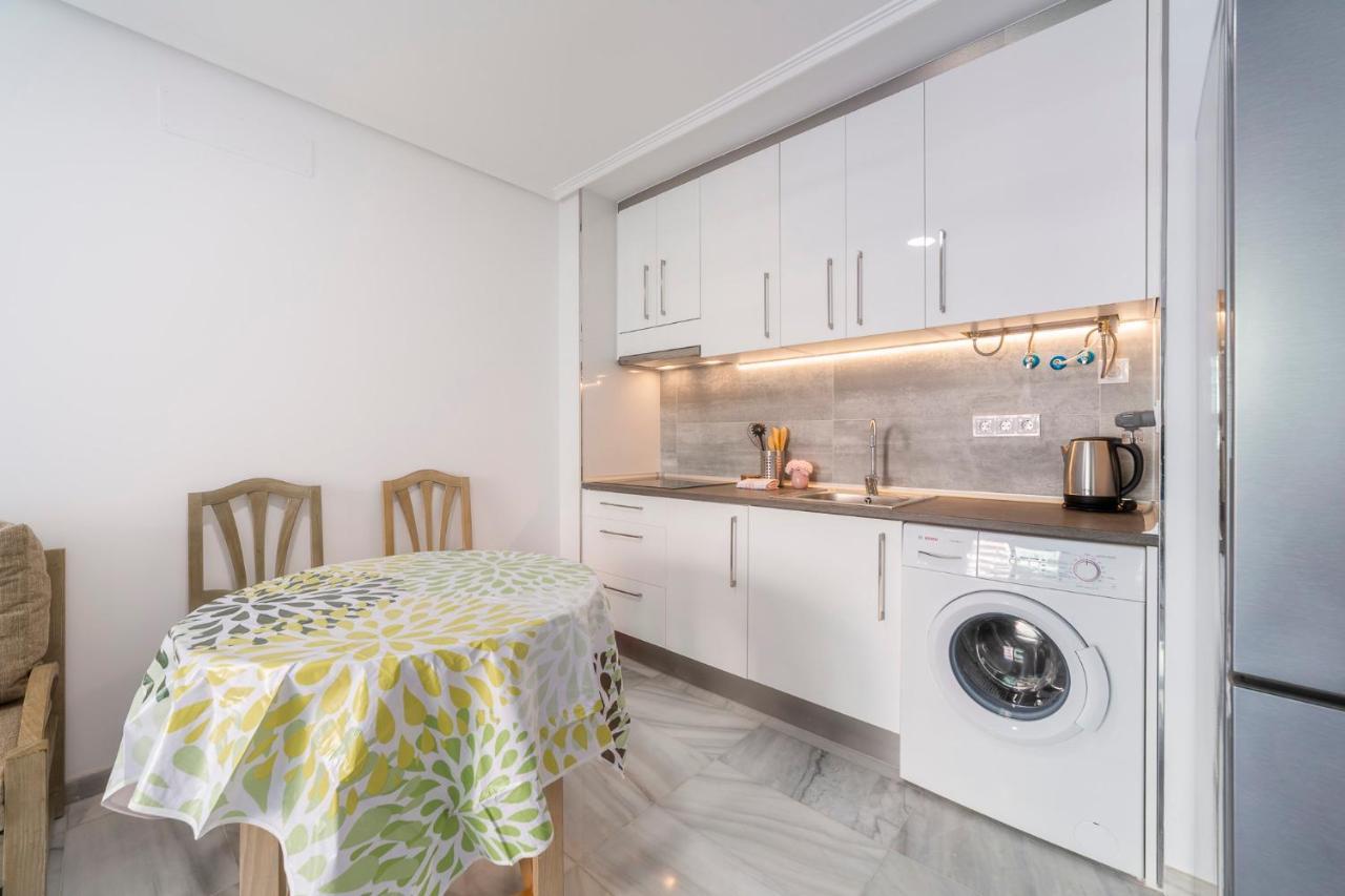 Apartamento Faro 2 Roquetas de Mar Luaran gambar